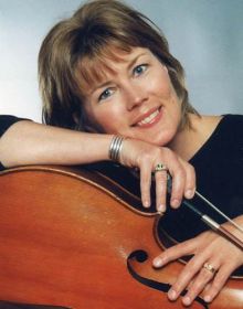 Portrait of Cello musician Jan Brill
