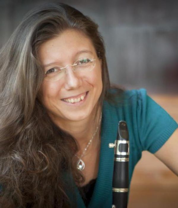 Portrait of ​Clarinet musician ​Katherine Peters