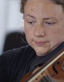 Portrait of ​​Viola musician ​Ila Rondeau