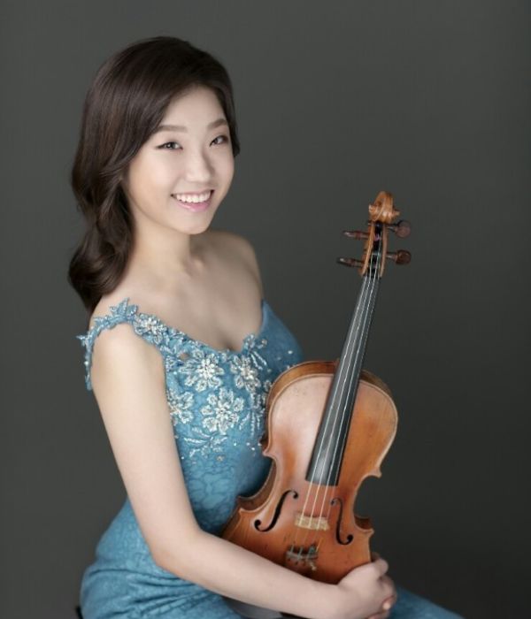 Portrait of Violin I musician and Associate Concertmaster Minji Kim