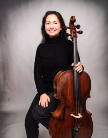 Portrait of ​​Cello musician Anna Thompson-Danilova