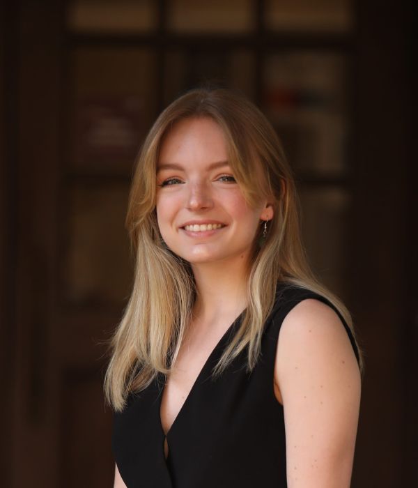 Portrait of Violin II musician Alexa Lang