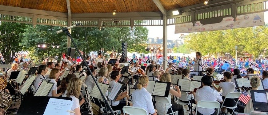 CarmelFest CSO in Gazebo looking out wide